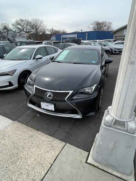 2015 Lexus RC - Image 2 of 14