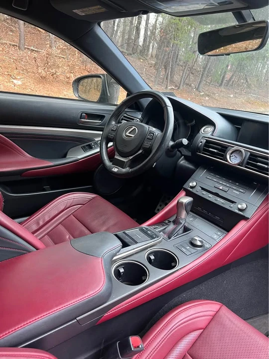 2015 Lexus RC - Image 7 of 14