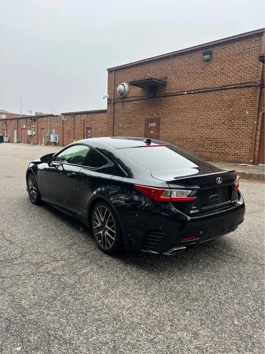 2015 Lexus RC - Image 4 of 14