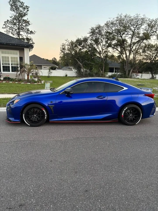 2015 Lexus RC - Image 2 of 6