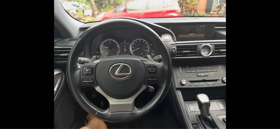 2015 Lexus RC - Image 5 of 9