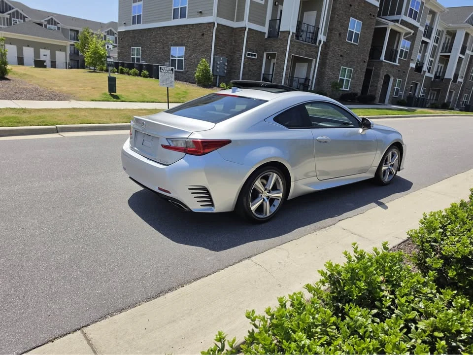 2015 Lexus RC - Image 7 of 20