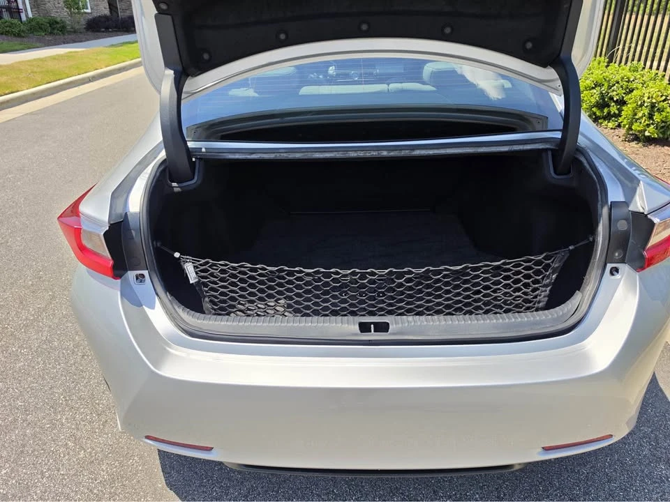 2015 Lexus RC - Image 16 of 20