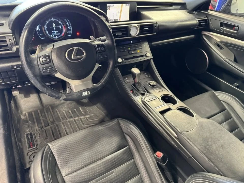 2015 Lexus RC - Image 10 of 19