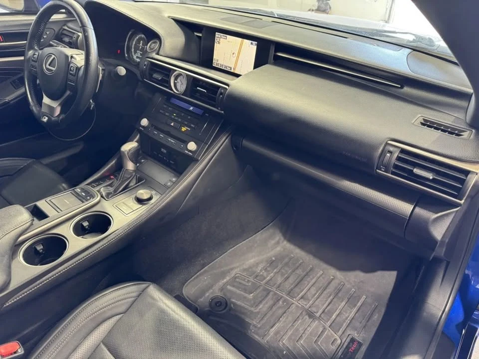 2015 Lexus RC - Image 5 of 19