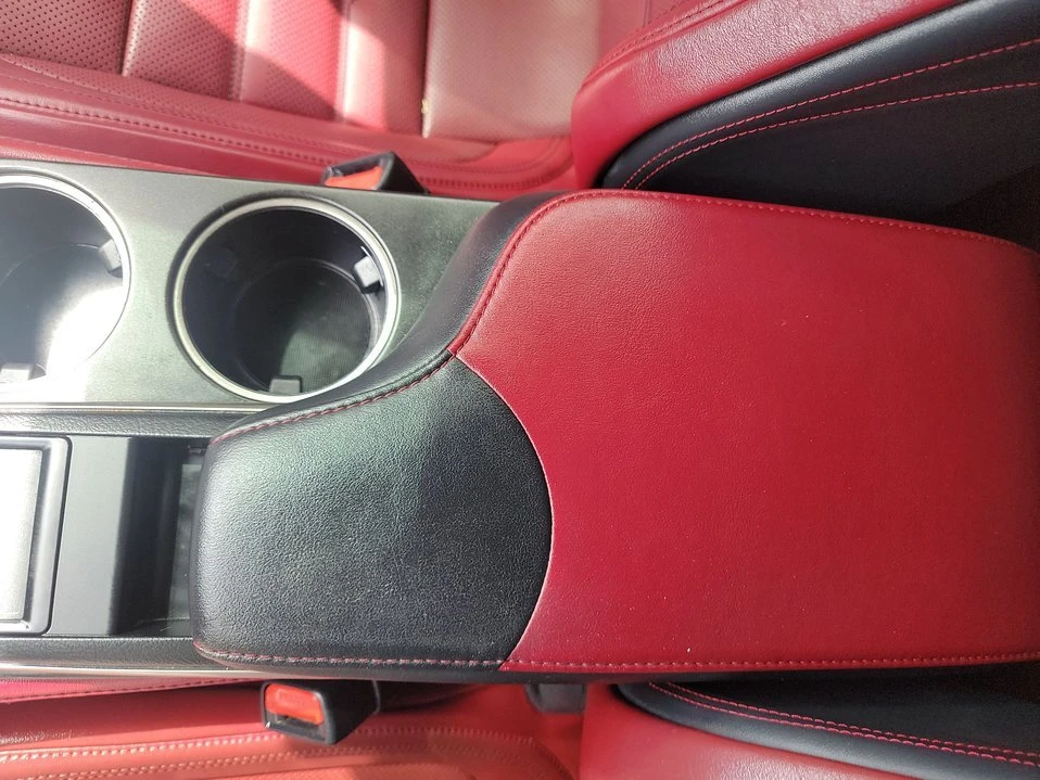 2015 Lexus RC - Image 16 of 20