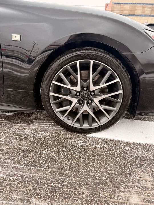 2015 Lexus RC - Image 20 of 20