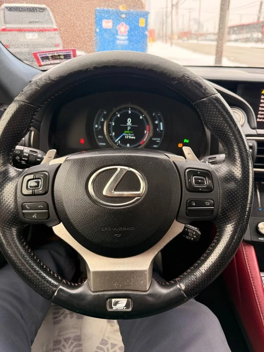 2015 Lexus RC - Image 9 of 20