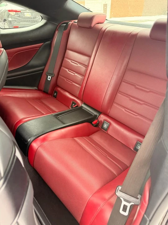 2015 Lexus RC - Image 16 of 20