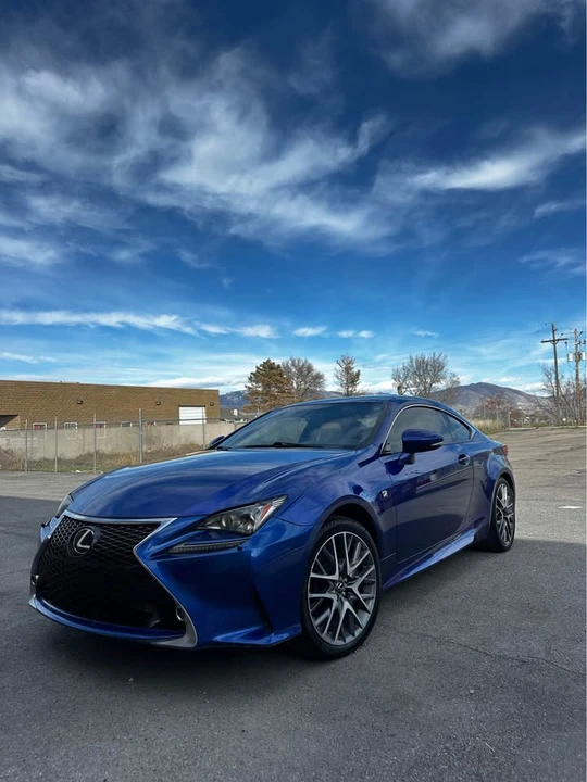 2015 Lexus RC - Image 2 of 18
