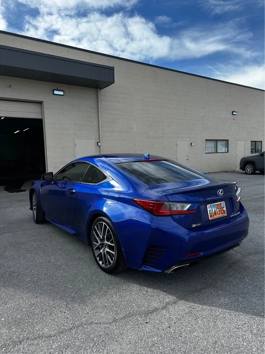 2015 Lexus RC - Image 17 of 18