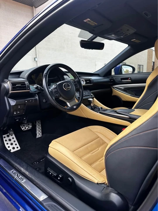 2015 Lexus RC - Image 8 of 18