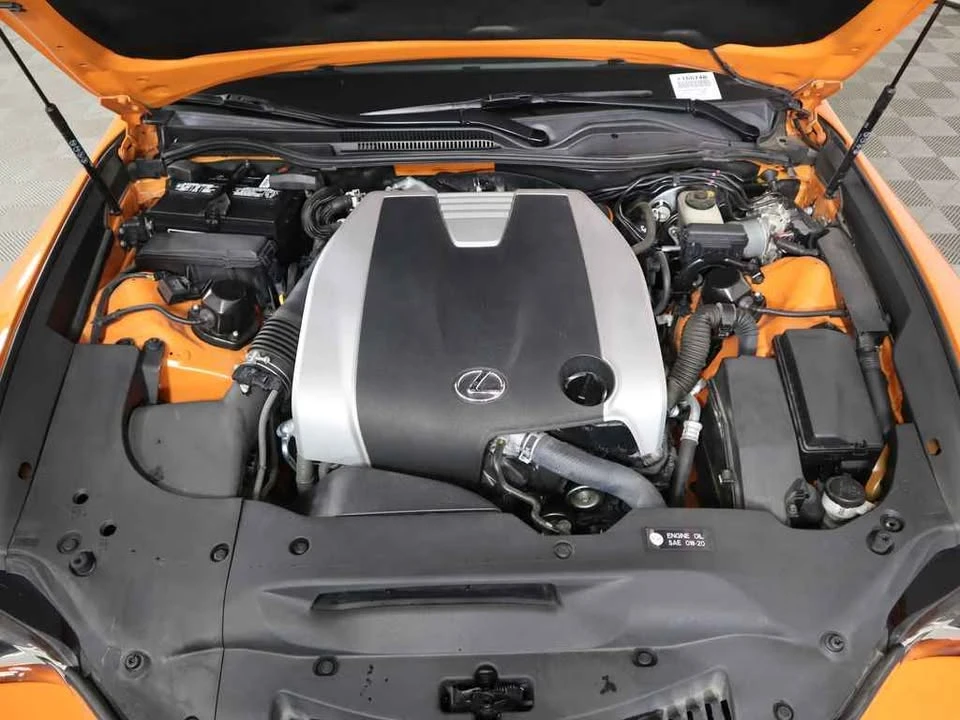 2015 Lexus RC - Image 19 of 20