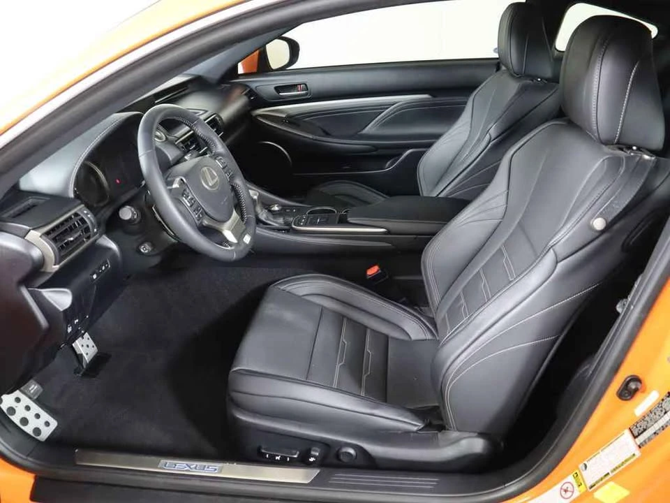 2015 Lexus RC - Image 13 of 20