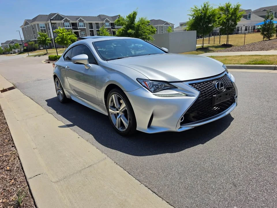 2015 Lexus RC - Image 7 of 19