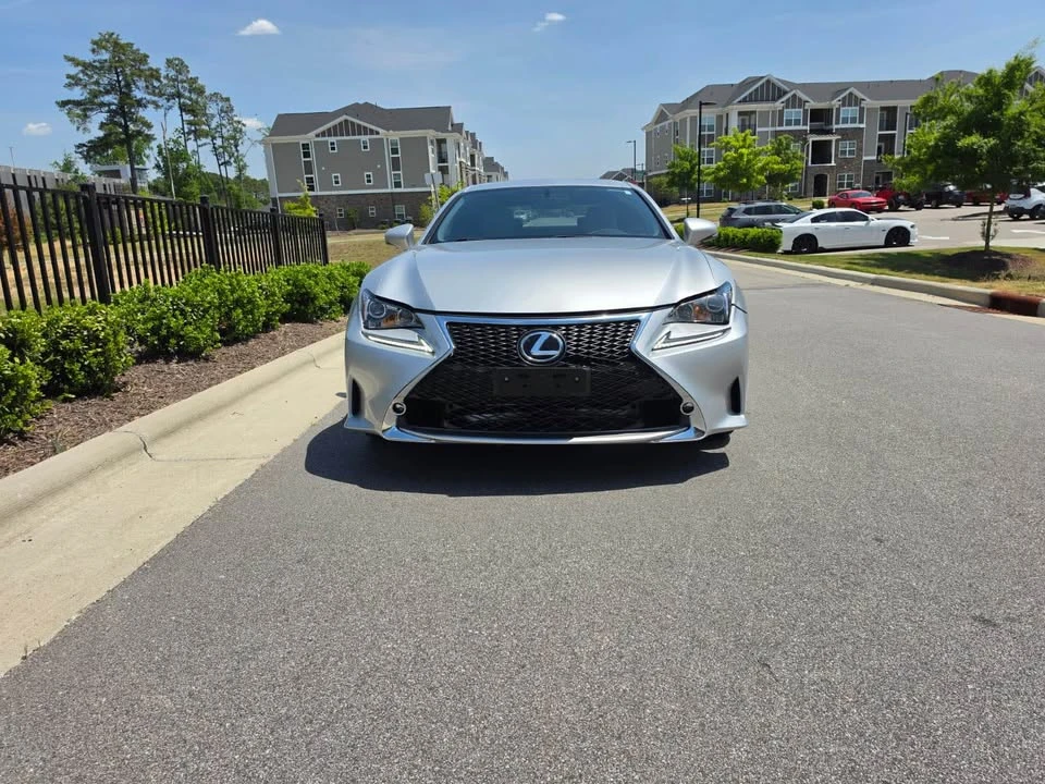 2015 Lexus RC - Image 2 of 19
