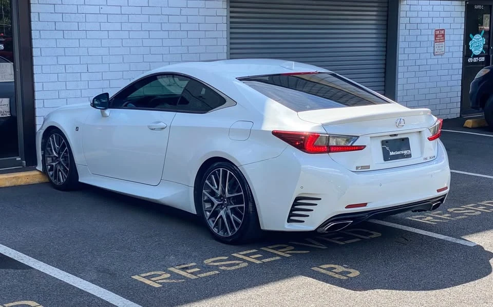 2015 Lexus RC - Image 4 of 12