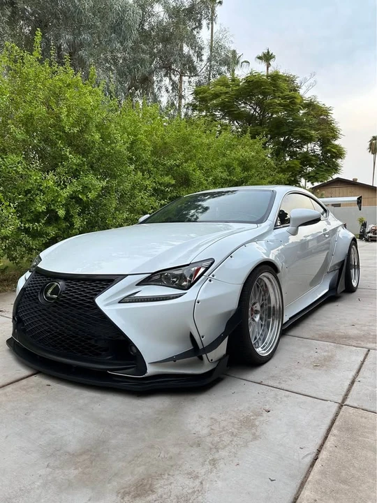 2015 Lexus RC - Image 3 of 13