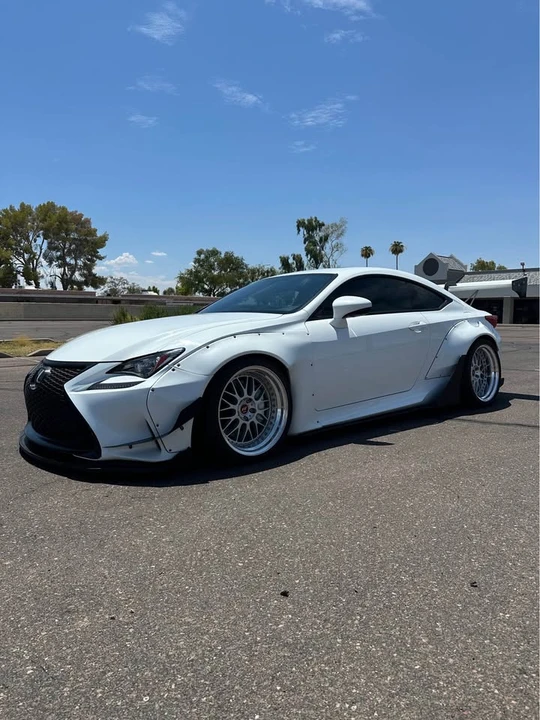 2015 Lexus RC - Image 6 of 13