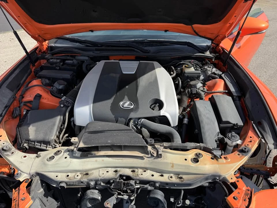 2015 Lexus RC - Image 14 of 15