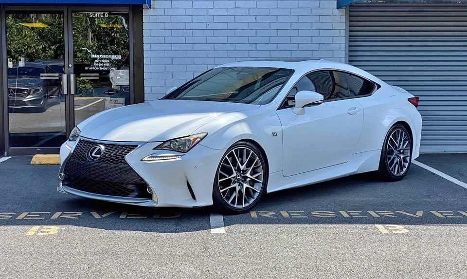 2015 Lexus RC - Image 2 of 12