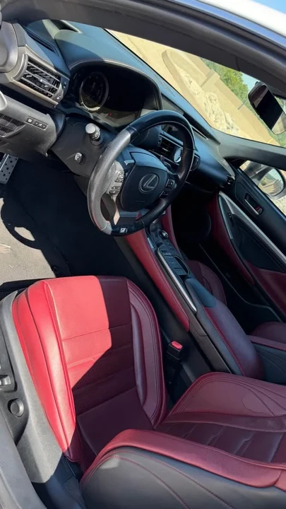 2015 Lexus RC F - Image 12 of 15
