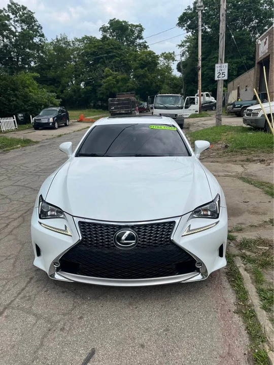 2015 Lexus RC - Image 3 of 4