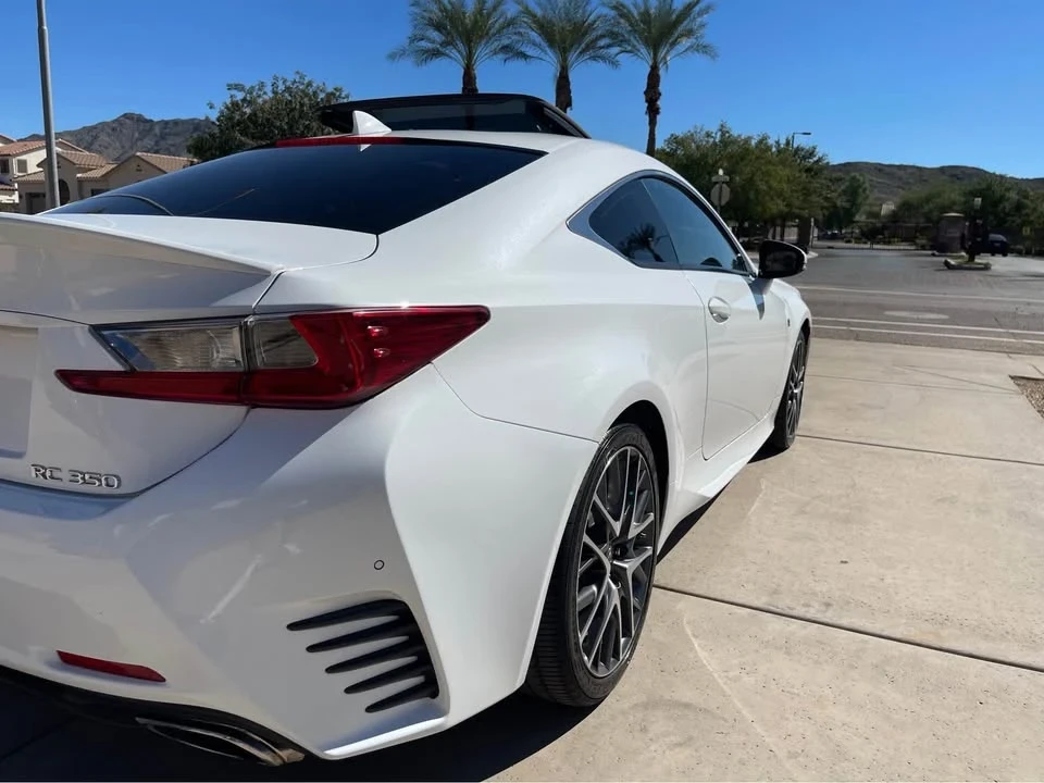 2015 Lexus RC - Image 14 of 18
