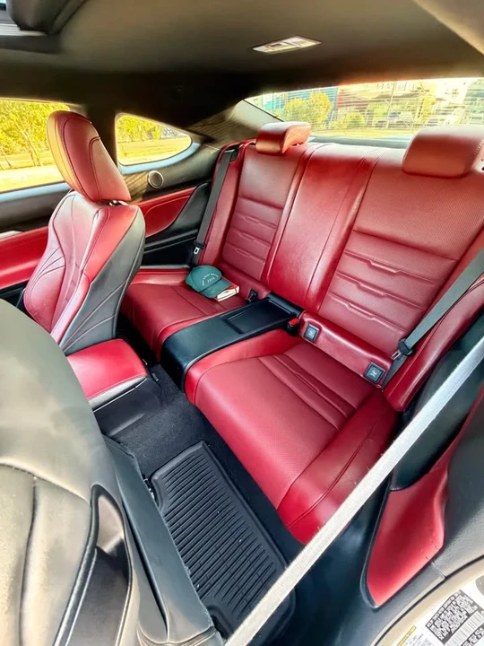 2015 Lexus RC - Image 7 of 13
