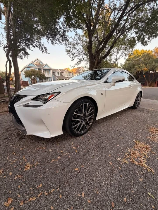 2015 Lexus RC - Image 6 of 13