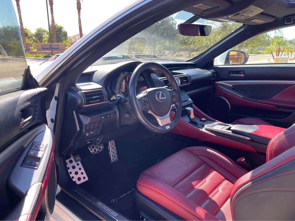 2015 Lexus RC - Image 4 of 18