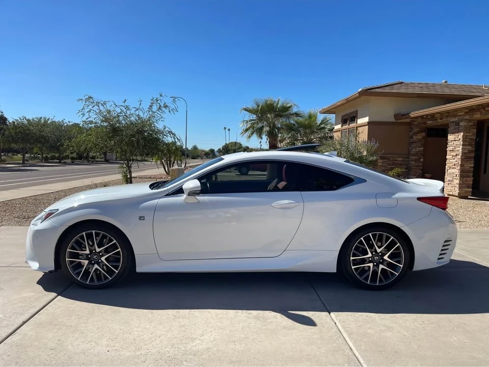 2015 Lexus RC - Image 8 of 18