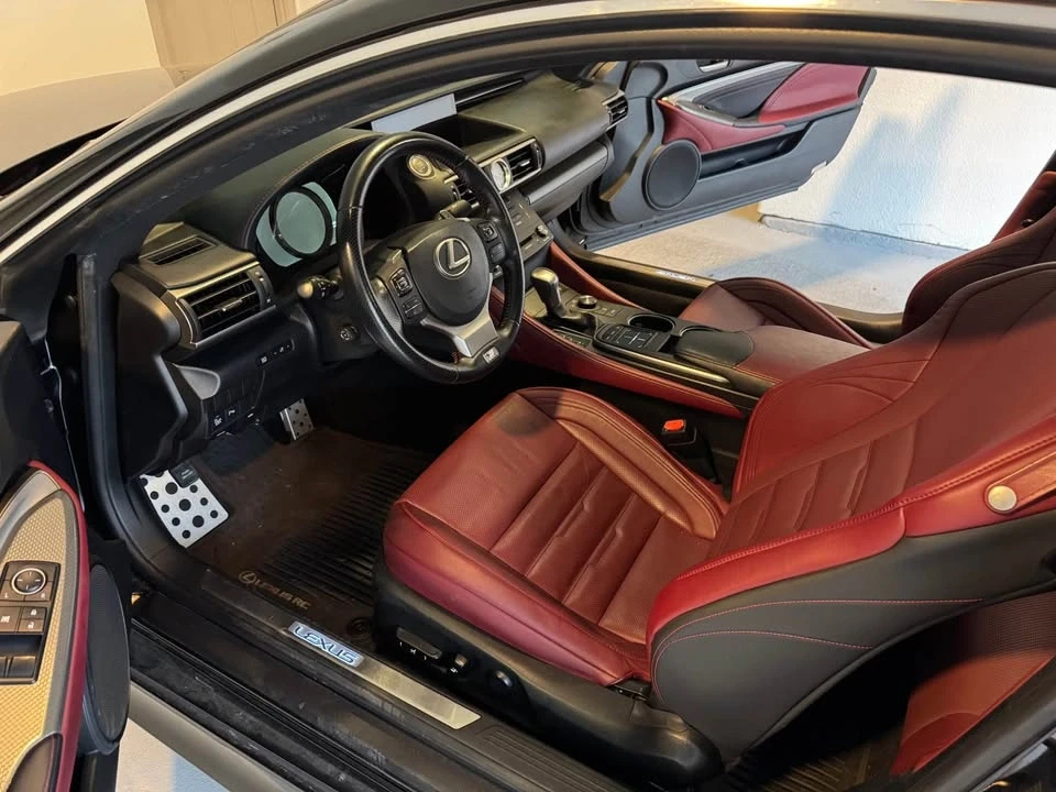 2015 Lexus RC F - Image 9 of 10