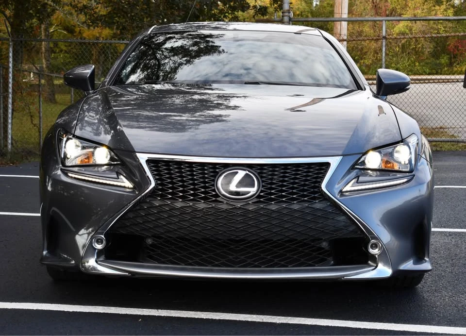 2015 Lexus RC - Image 2 of 20