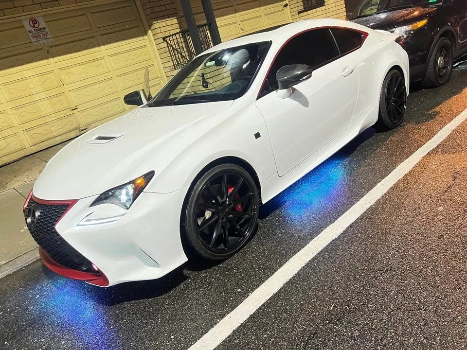 2015 Lexus RC - Image 13 of 20