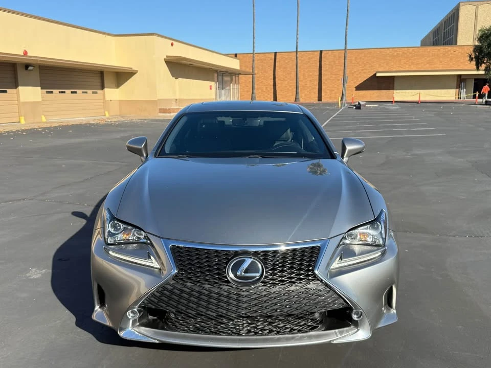 2015 Lexus RC - Image 2 of 20