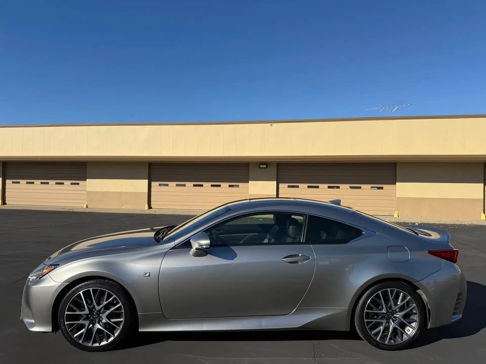 2015 Lexus RC - Image 4 of 20