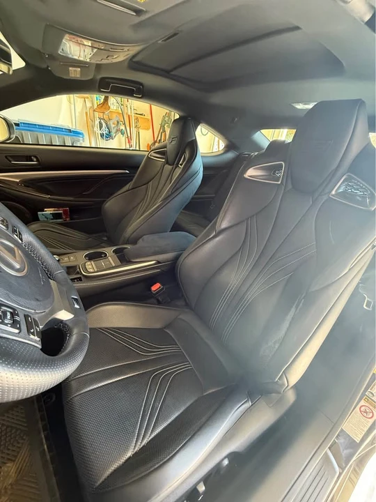 2015 Lexus RC - Image 6 of 12