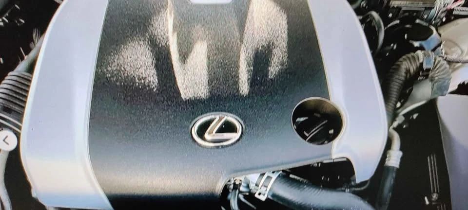 2015 Lexus RC - Image 3 of 12
