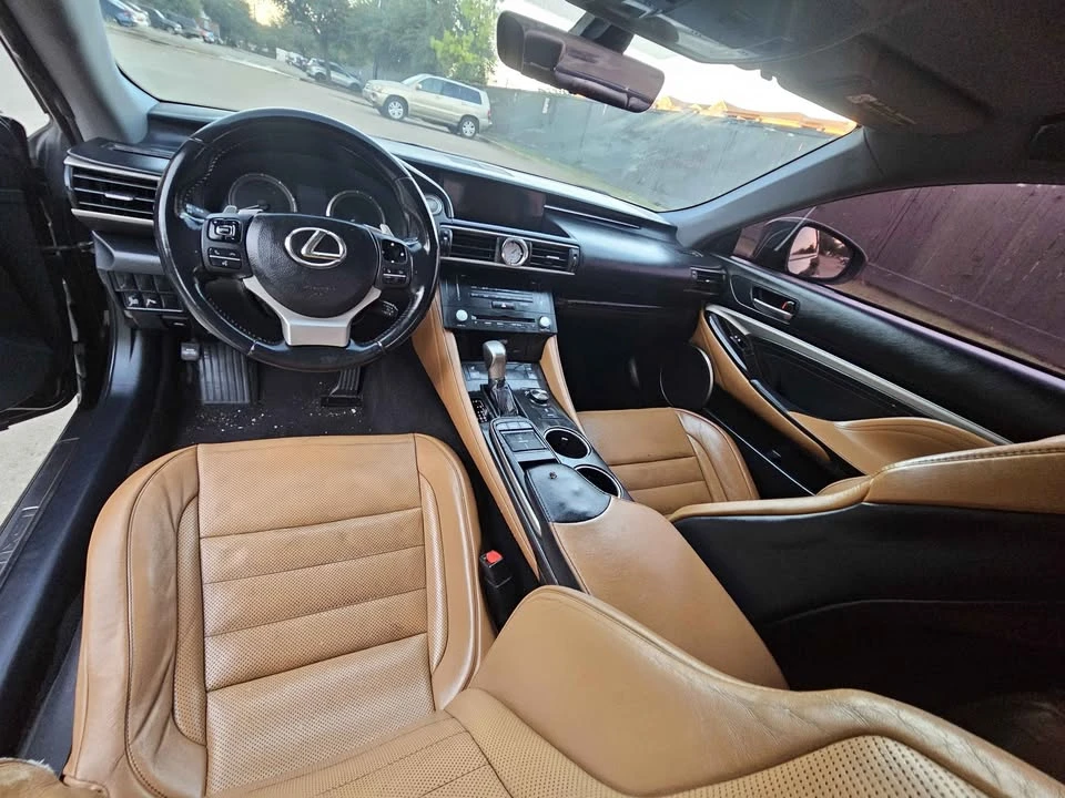 2015 Lexus RC - Image 14 of 15