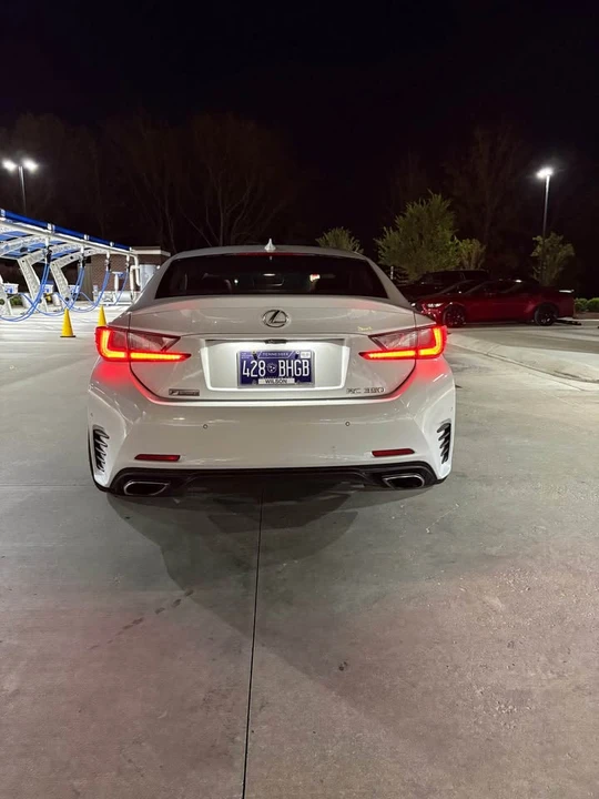 2015 Lexus RC - Image 6 of 10