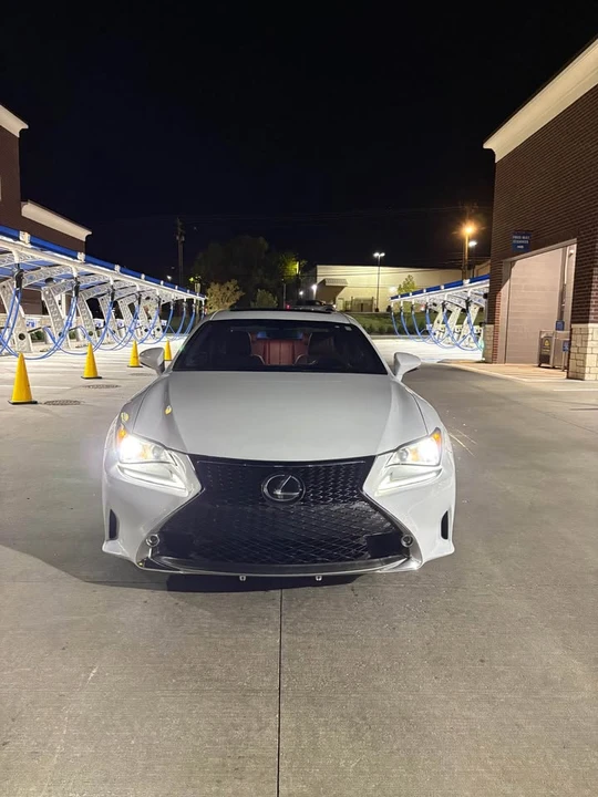 2015 Lexus RC - Image 10 of 10