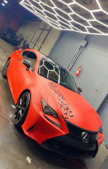 2015 Lexus RC - Image 7 of 12