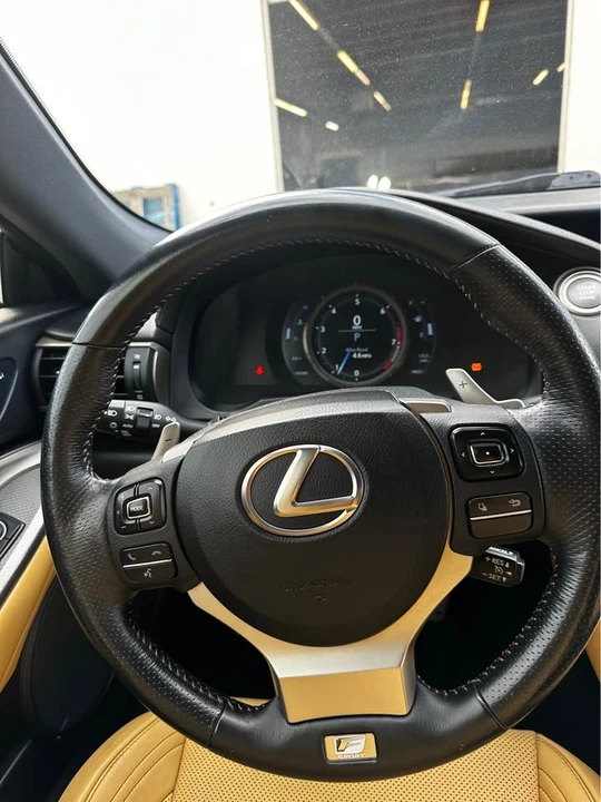 2015 Lexus RC - Image 7 of 15