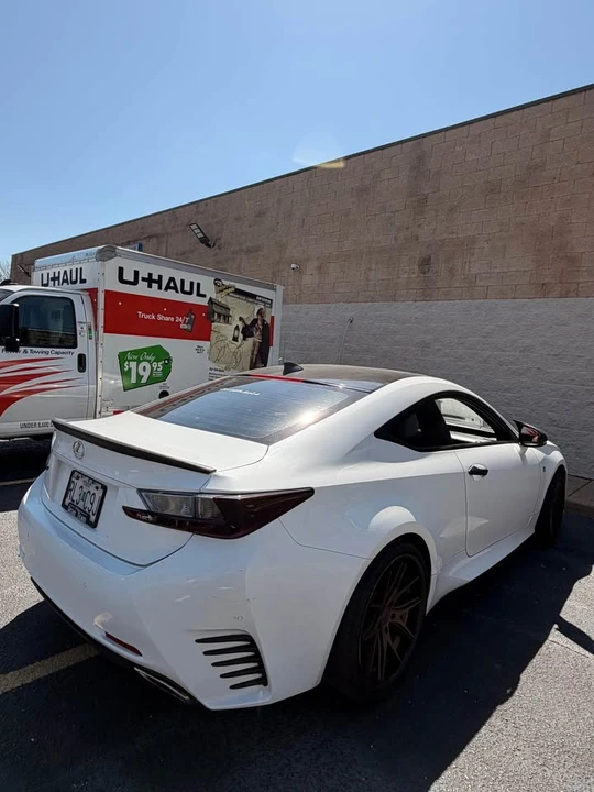 2015 Lexus RC - Image 15 of 19