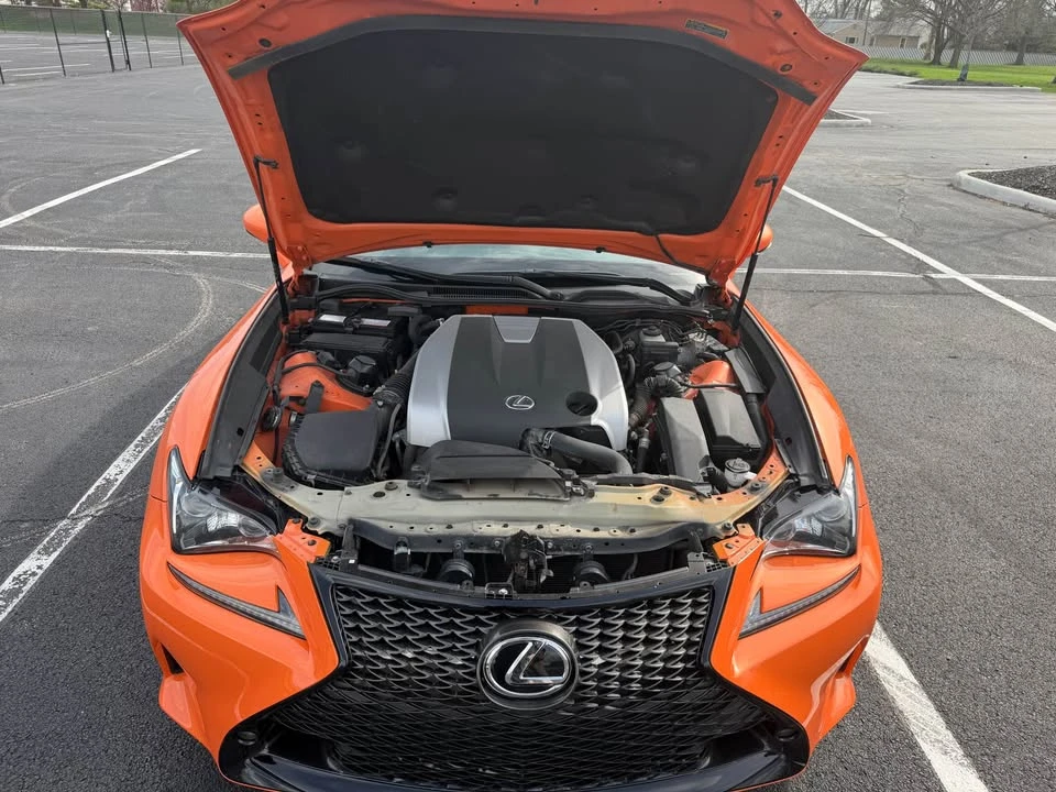 2015 Lexus RC - Image 12 of 15