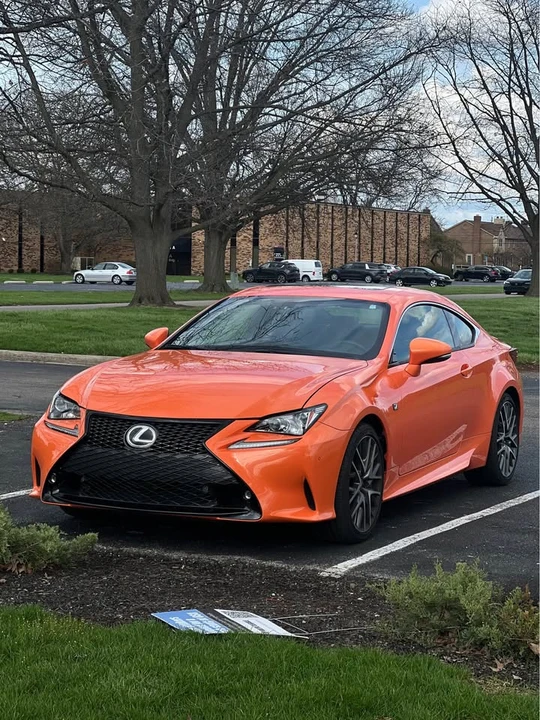 2015 Lexus RC - Image 2 of 15