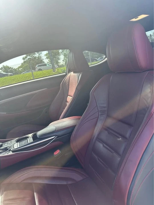 2015 Lexus RC - Image 11 of 13