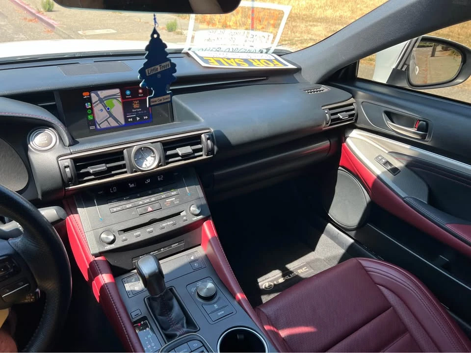 2015 Lexus RC - Image 5 of 7