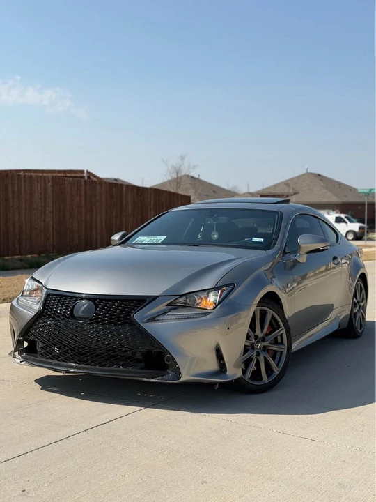 2015 Lexus RC - Image 2 of 7